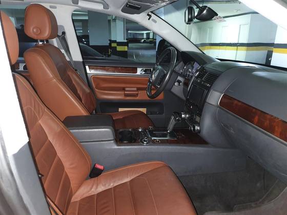 VOLKSWAGEN TOUAREG 4.2 FSI V8 32V GASOLINA 4P TIPTRONIC VOLKSWAGEN TOUAREG 4.2 FSI V8 32V GASOLINA 4P TIPTRONIC